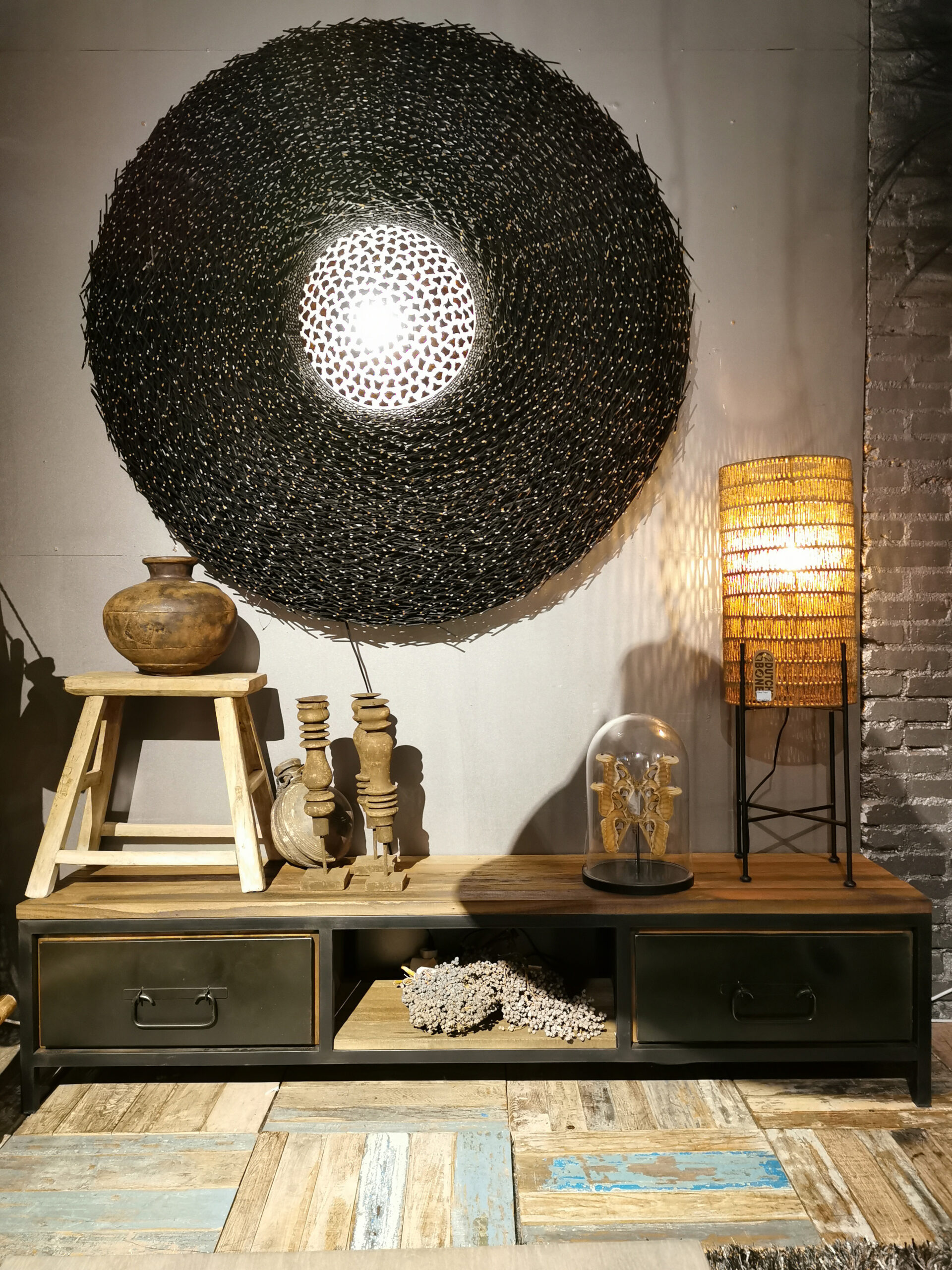 TV dressoir mix van oud gerecycled hout en metaal. Laatste showroommodel! - Afbeelding 3