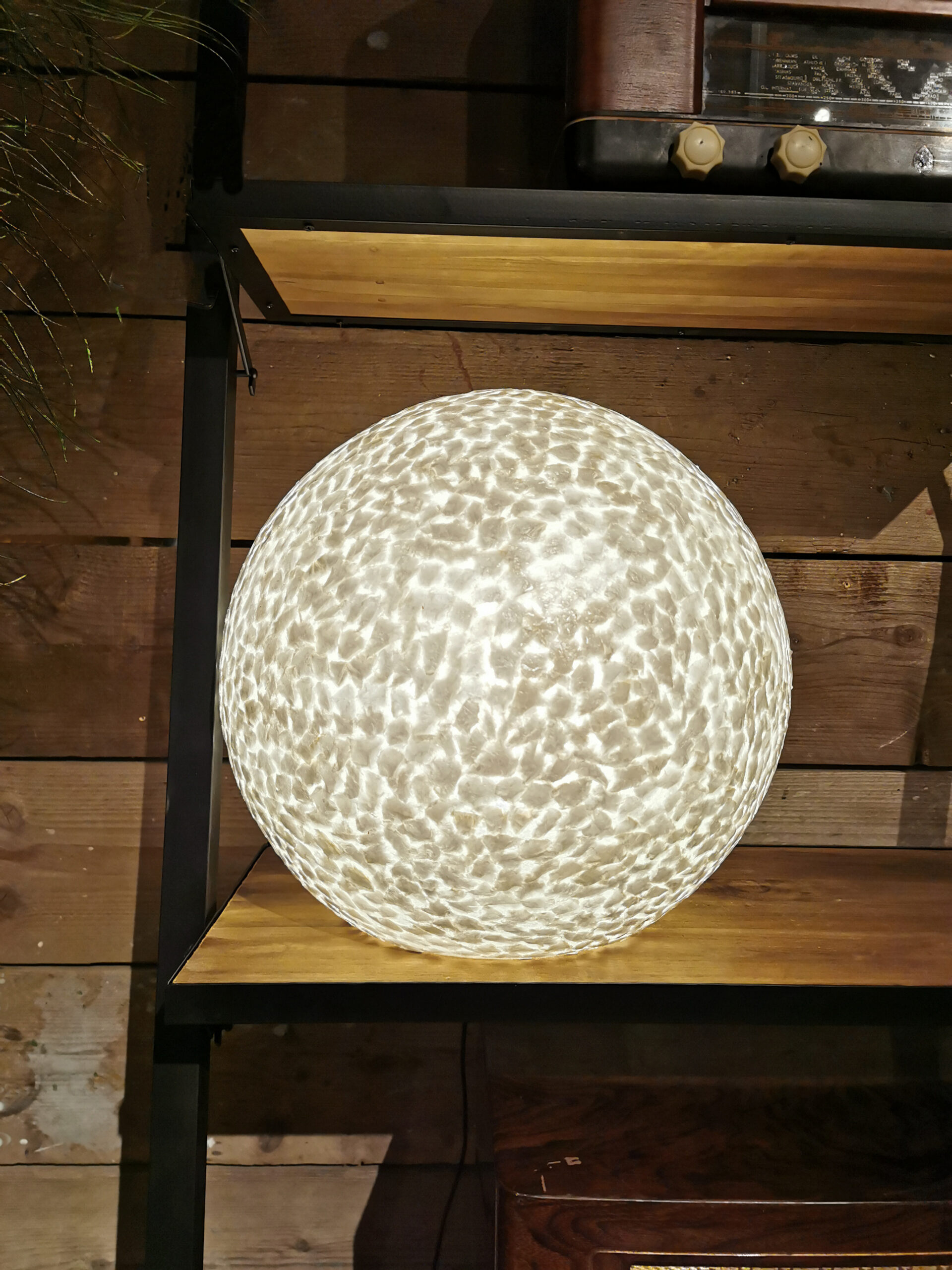 Tafellamp Wangi White - Staande bol - Schelpenlamp 40 cm