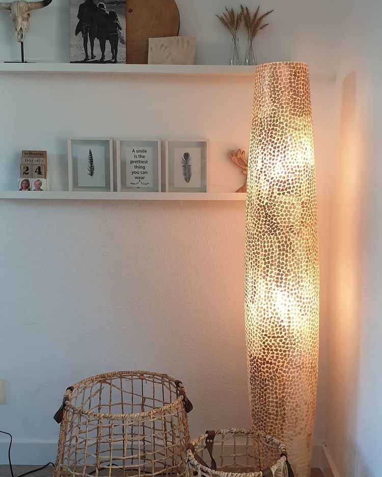 Vloerlamp Wangi Gold - Apollo - Schelpenlamp 100 cm