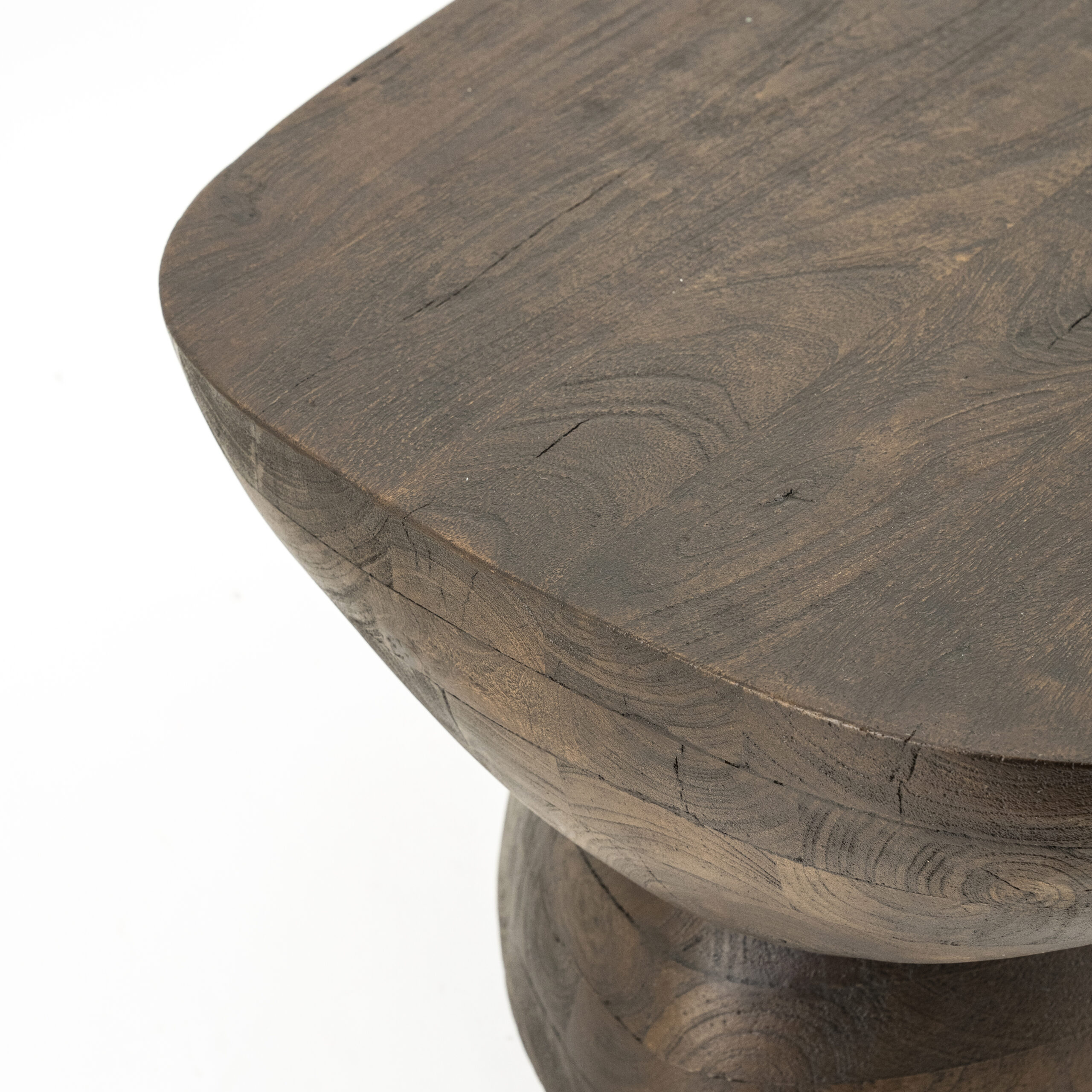 Cobble brown tafeltje