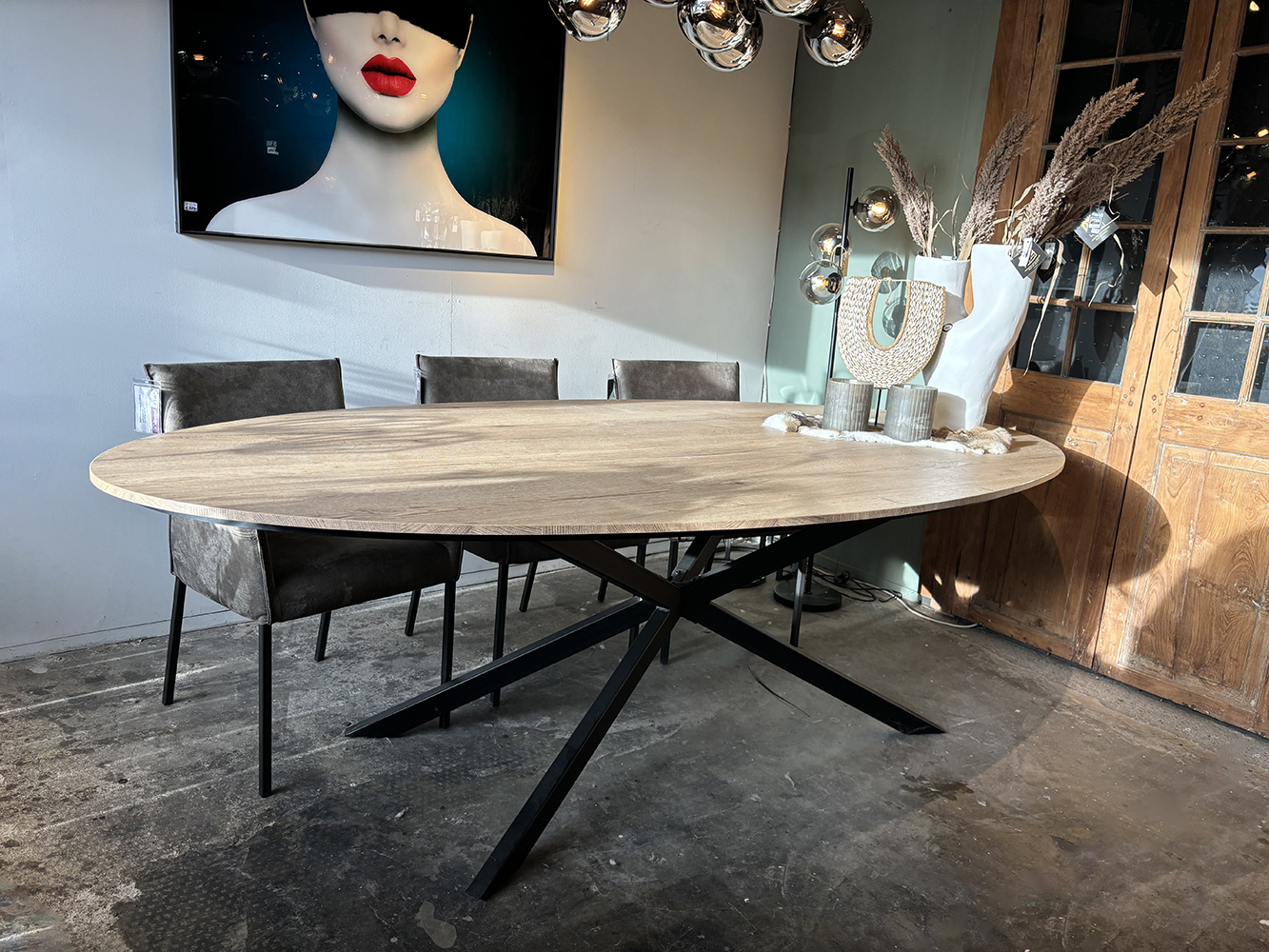 Ovale tafel met spinpoot - Lamulux - 180, 200, 220 of 250 cm