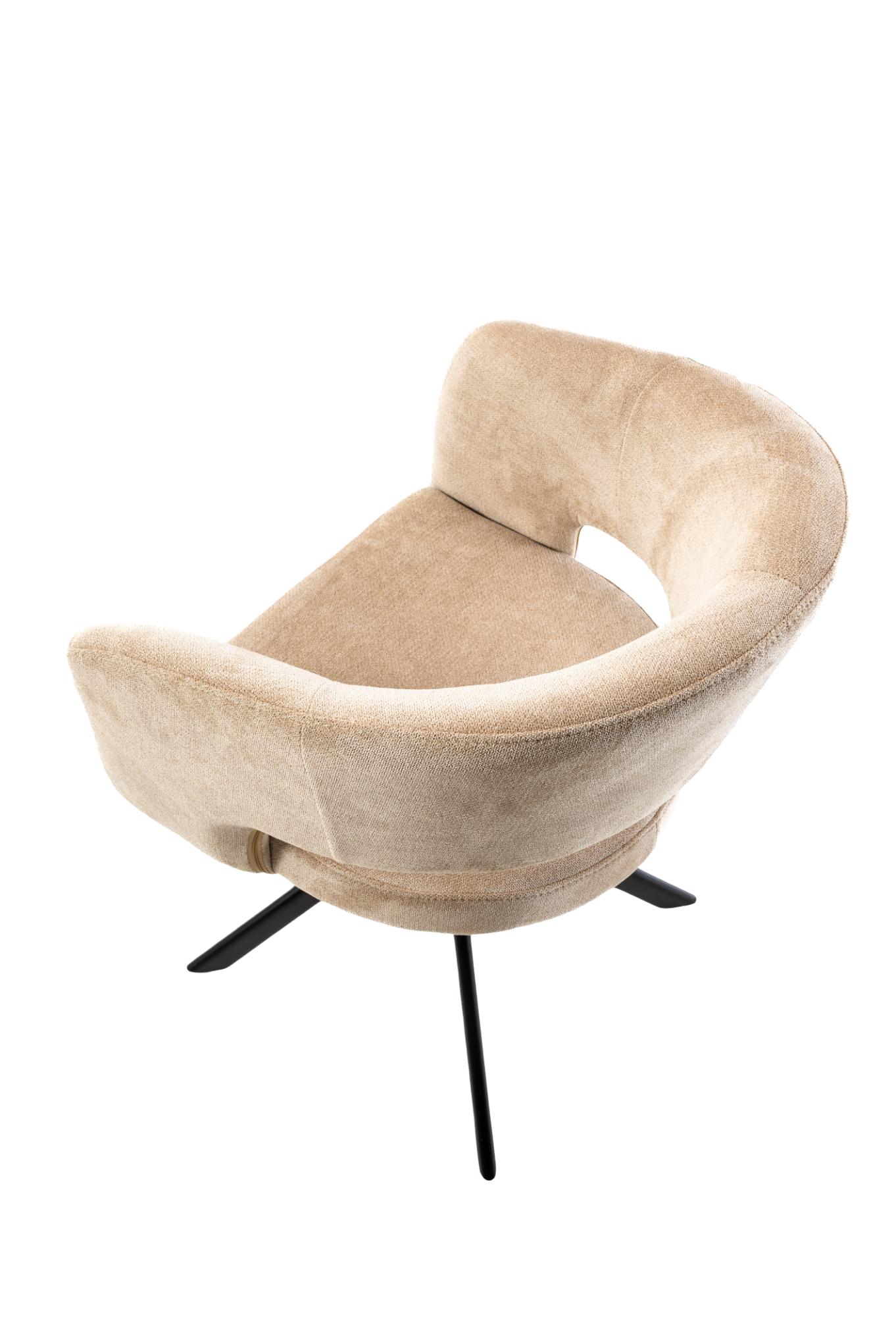 Stoelen Tokyo - Be handsome sand 04 - Zwarte draaivoet
