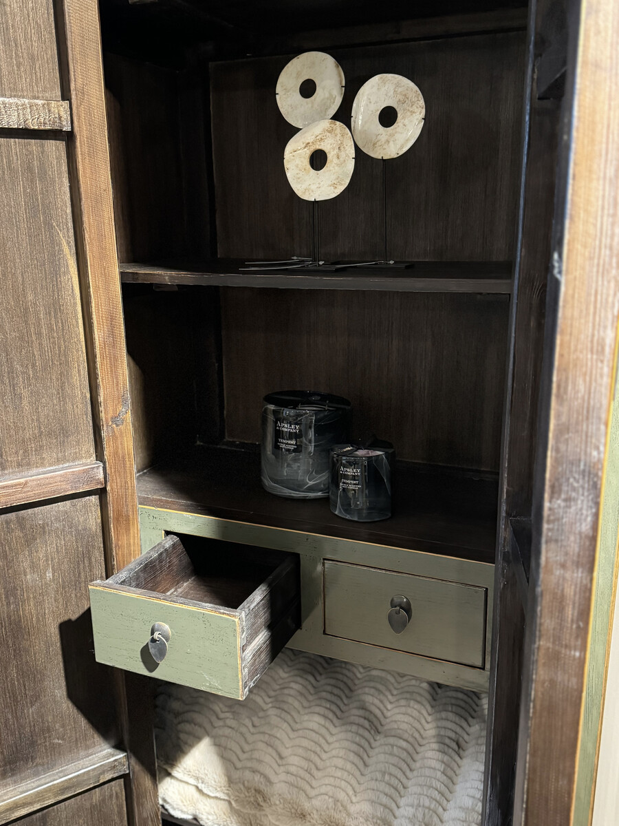 Unieke kast Hunter groen hoogglans - 80x42x225 cm